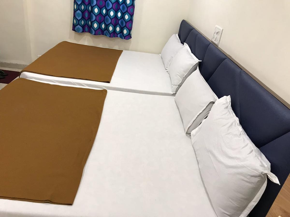 Hotel Shalimar Palace ムンバイ エクステリア 写真
