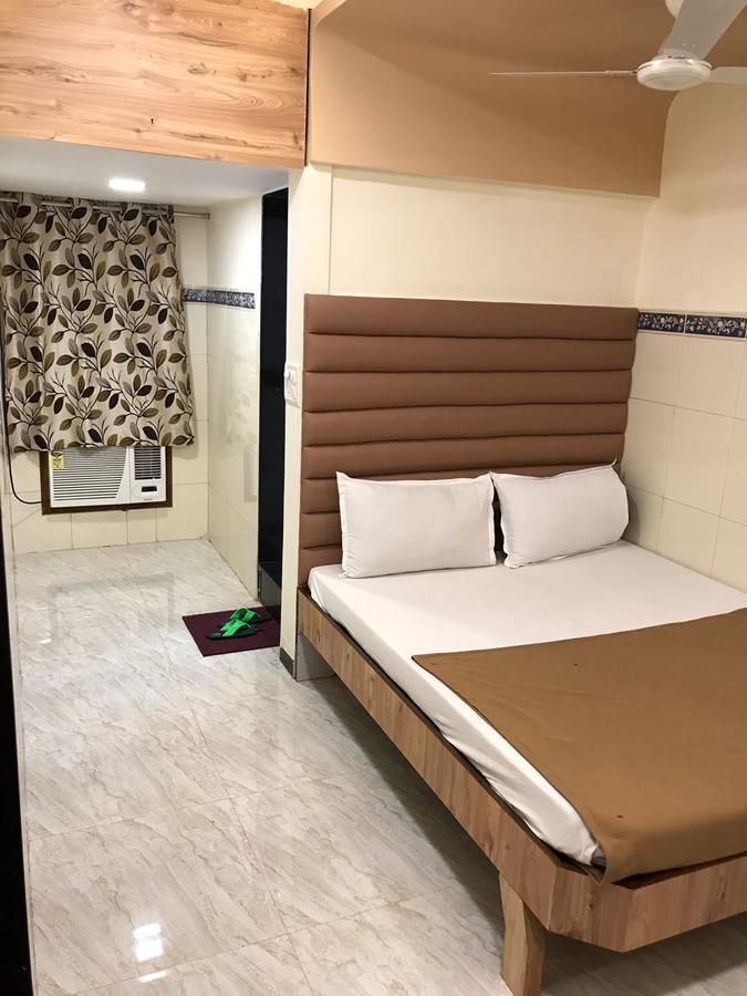 Hotel Shalimar Palace ムンバイ エクステリア 写真
